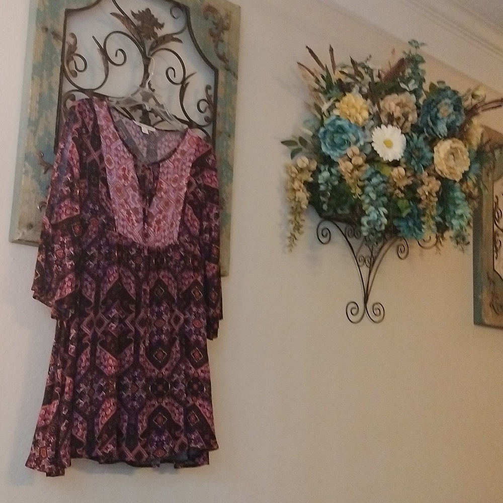 Miami Burgundy Baby Doll Dress. Excellent Condition Size XS